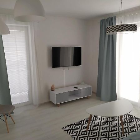 Apartman Till Galanta Exterior foto