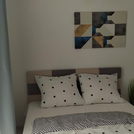 Apartman Till Galanta Habitación foto