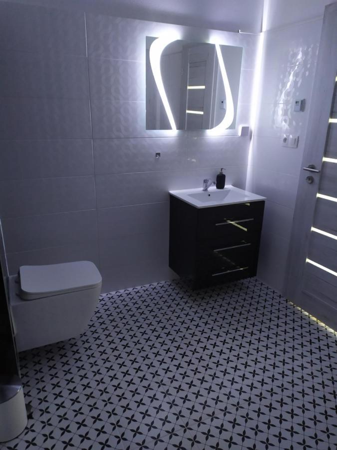 Apartman Till Galanta Exterior foto